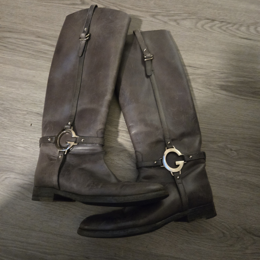 Green Knee-High Leather Boots with Gold Buckle